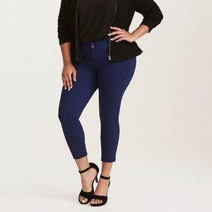 Torrid Size 16 Navy Blue Cropped Trousers